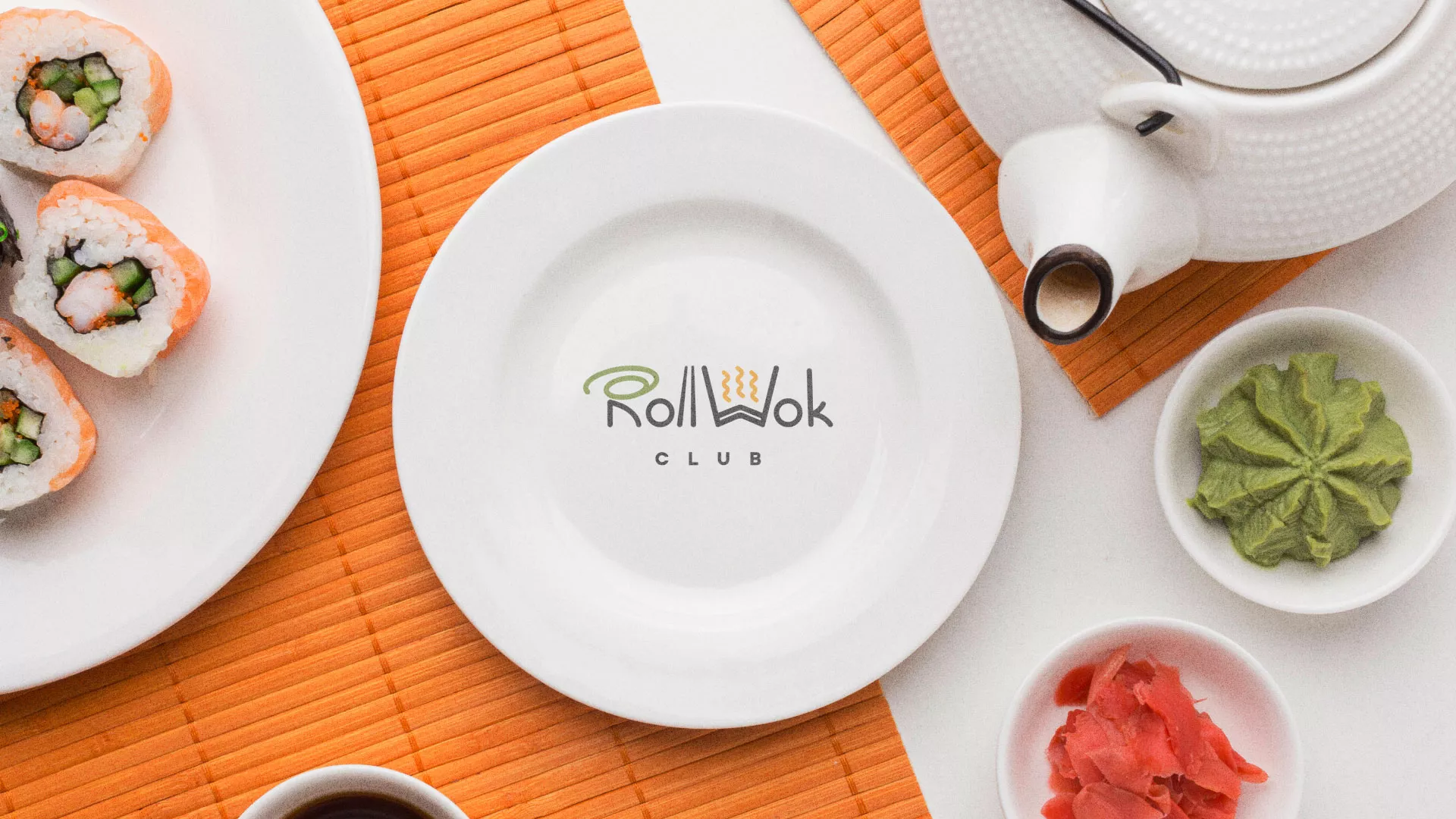 Разработка логотипа и фирменного стиля в Талице для суши-бара «Roll Wok Club» Разработка логотипа и фирменного стиля в Талице для суши-бара «Roll Wok Club»